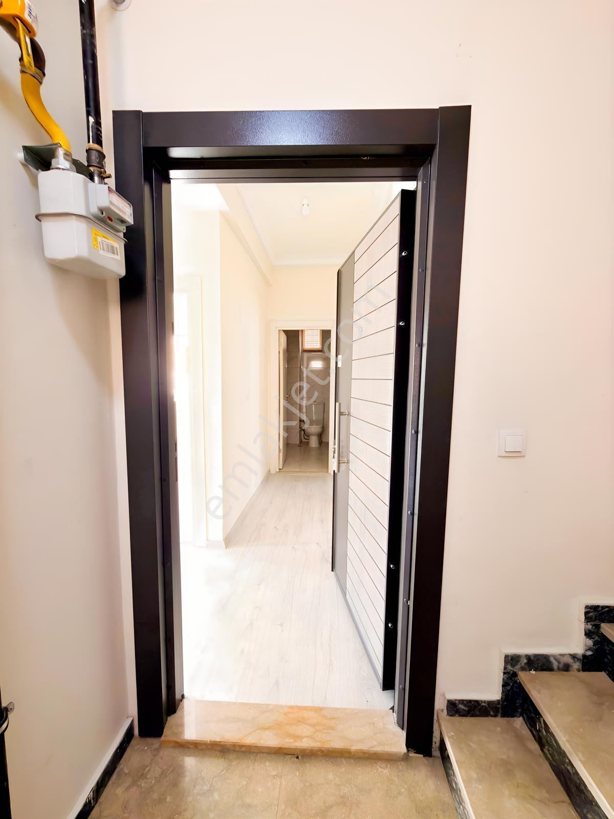 Kartal Topselvide İskanlı Yeni Bina 2+1 — fotoğraf 9