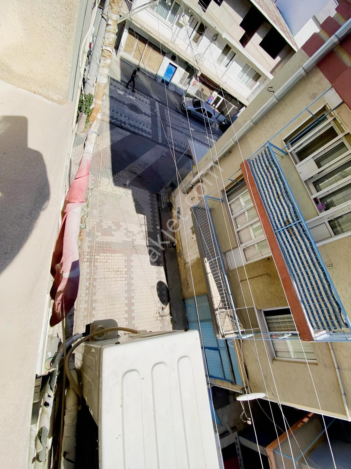 Küçük Çiğli Fırsat Lokasyon 3+1 Satılık Daire — fotoğraf 13