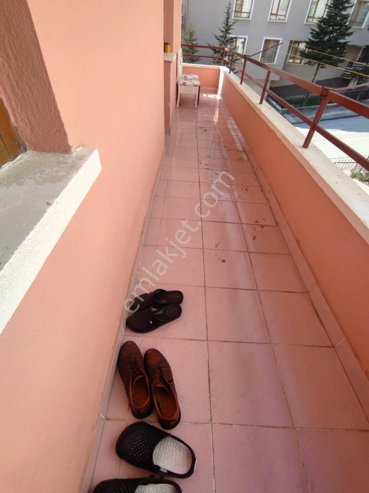 Beşikkaya Mah. Hüseyin Gazi Göbege Yakın 2.kat Ön Cephe Masrafsız Daire — fotoğraf 5