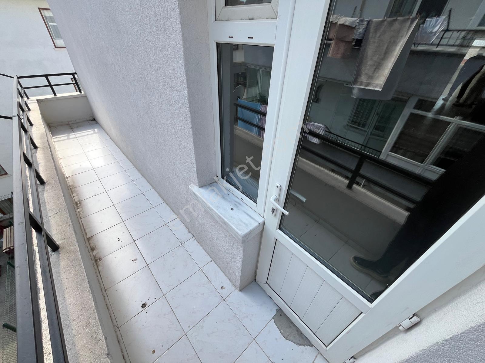 İncirli'de Merkezi Konumda, Gün Boyu Güneş Alan 4+1 Ferah Dublks — fotoğraf 25
