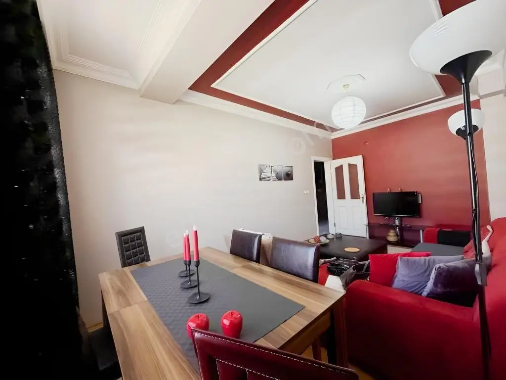 Esenlerde 3+1 | 120 M² Brüt | Balkonlu | Krediye Uygun — fotoğraf 4