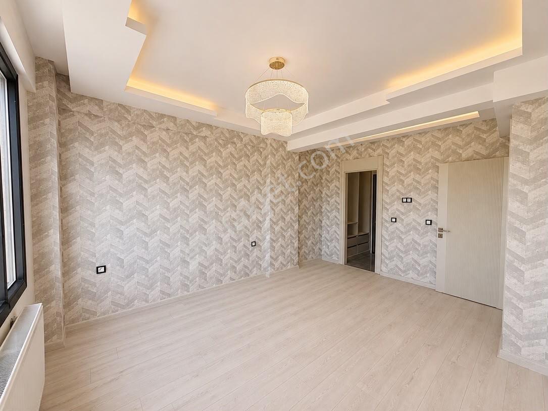 Rota’dan Bağcılarda Muazzam Konumda 3.5+1 Fırsat Daire — fotoğraf 10