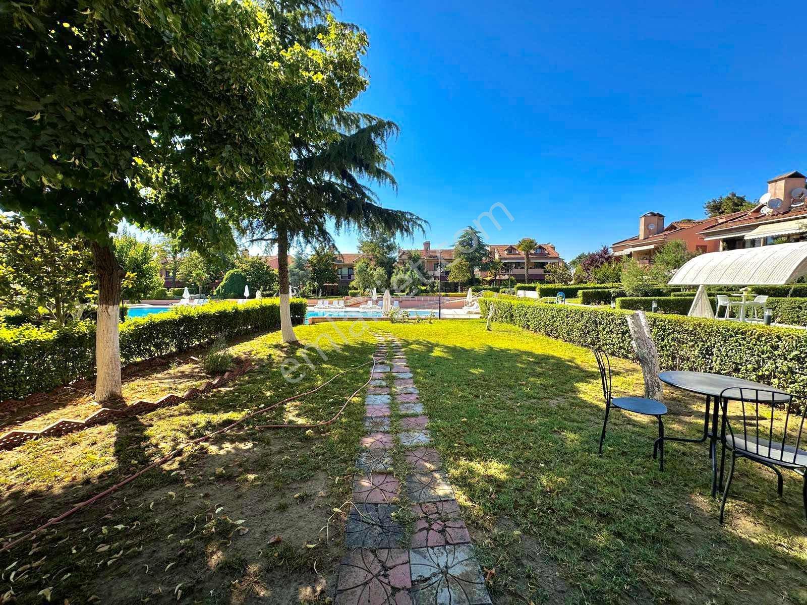 Kartallar - Plaja Sıfır Havuzlu Site İçerisinde 4+1 Villa!! — fotoğraf 5
