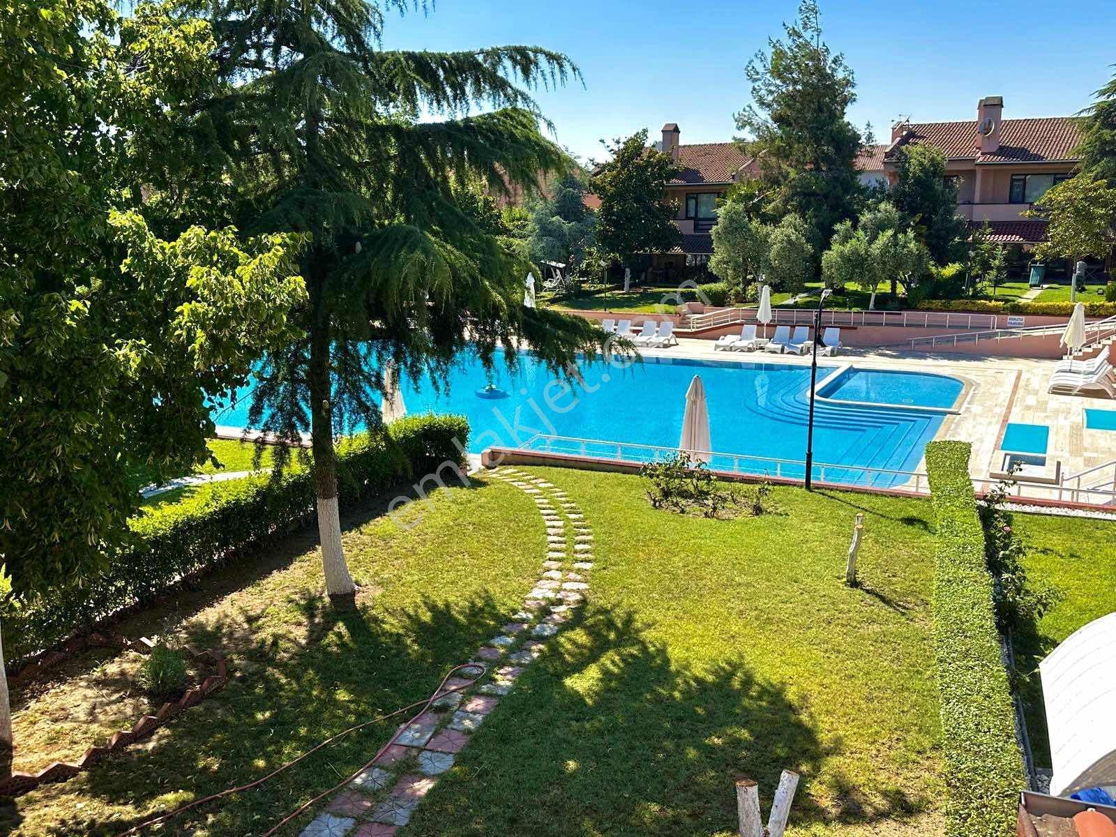 Kartallar - Plaja Sıfır Havuzlu Site İçerisinde 4+1 Villa!! — fotoğraf 6