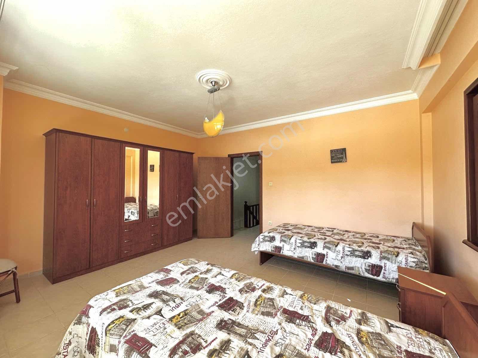 Kartallar - Plaja Sıfır Havuzlu Site İçerisinde 4+1 Villa!! — fotoğraf 18