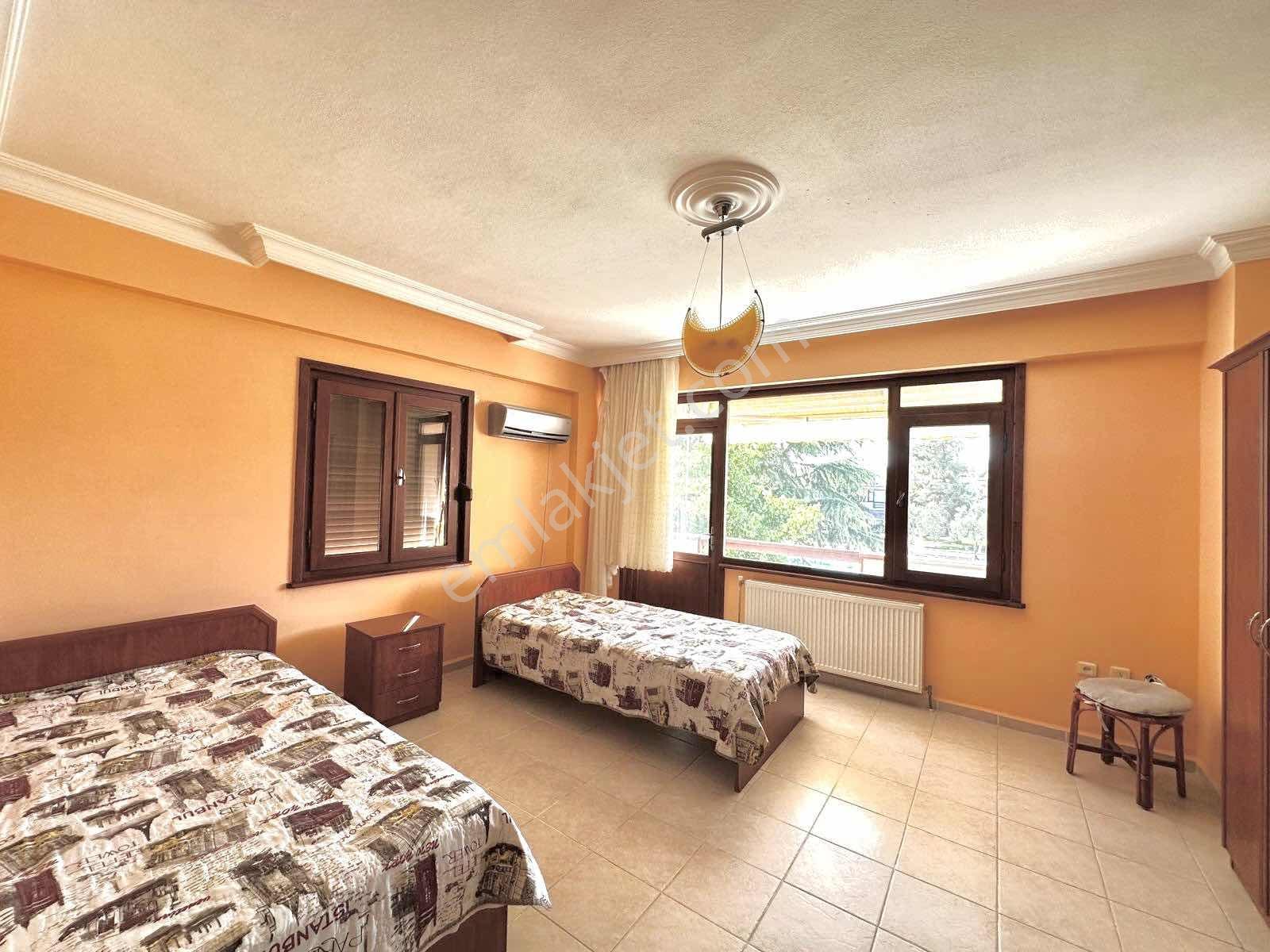 Kartallar - Plaja Sıfır Havuzlu Site İçerisinde 4+1 Villa!! — fotoğraf 19