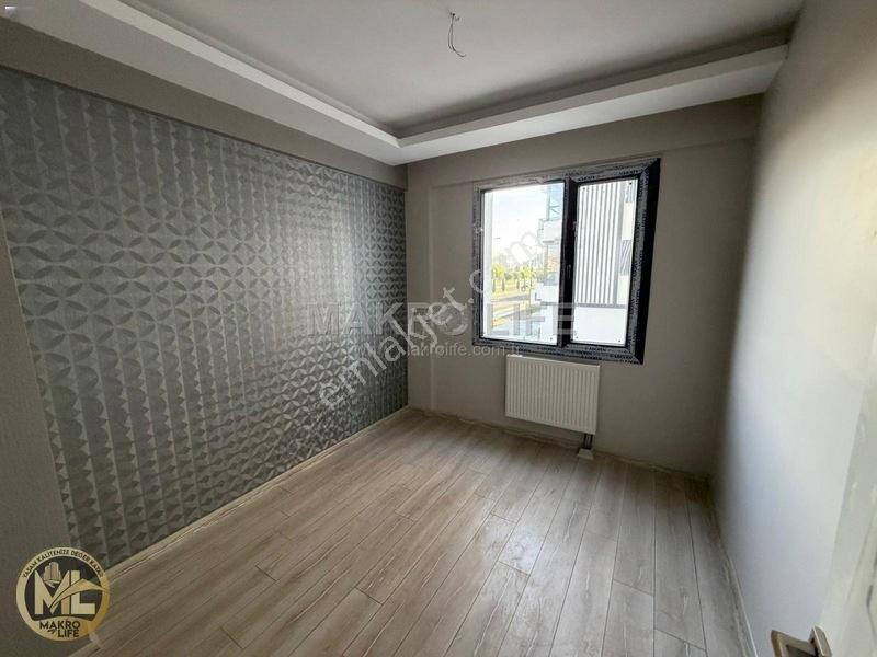Bağcılar Millet Bahçesi Karşısında Enç Kalitesi İle 2,5+1 Sıfır — fotoğraf 6