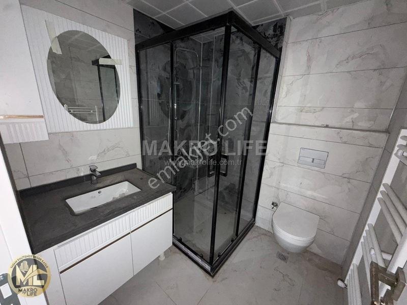 Bağcılar Millet Bahçesi Karşısında Enç Kalitesi İle 2,5+1 Sıfır — fotoğraf 11