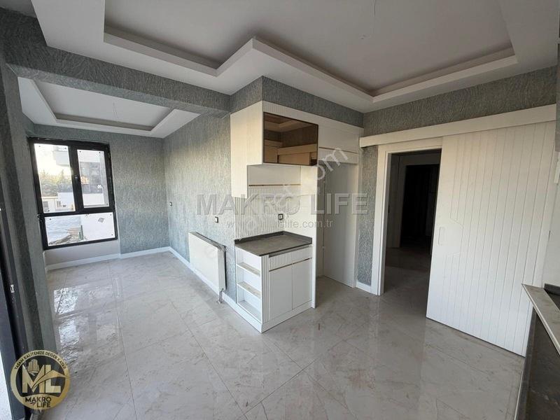 Bağcılar Millet Bahçesi Karşısında Enç Kalitesi İle 2,5+1 Sıfır — fotoğraf 17
