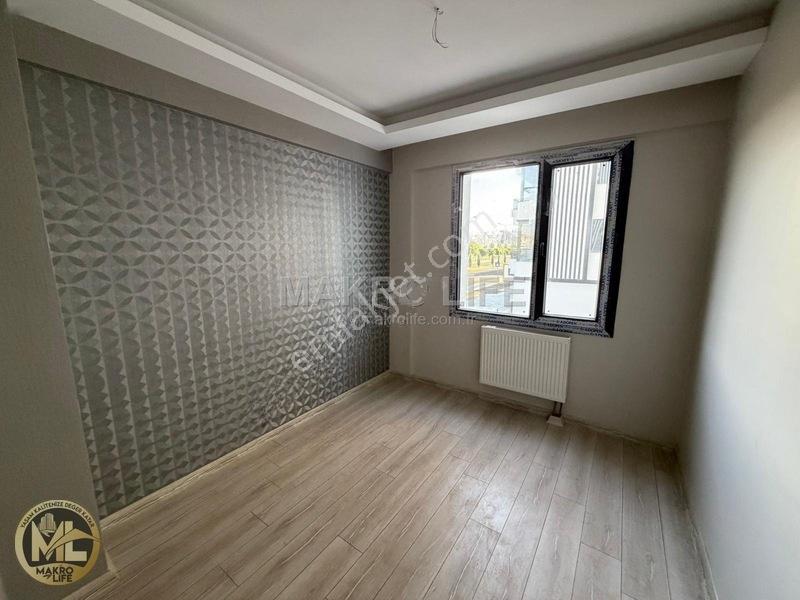 Bağcılar Millet Bahçesi Karşısında Enç Kalitesi İle 2,5+1 Sıfır — fotoğraf 18