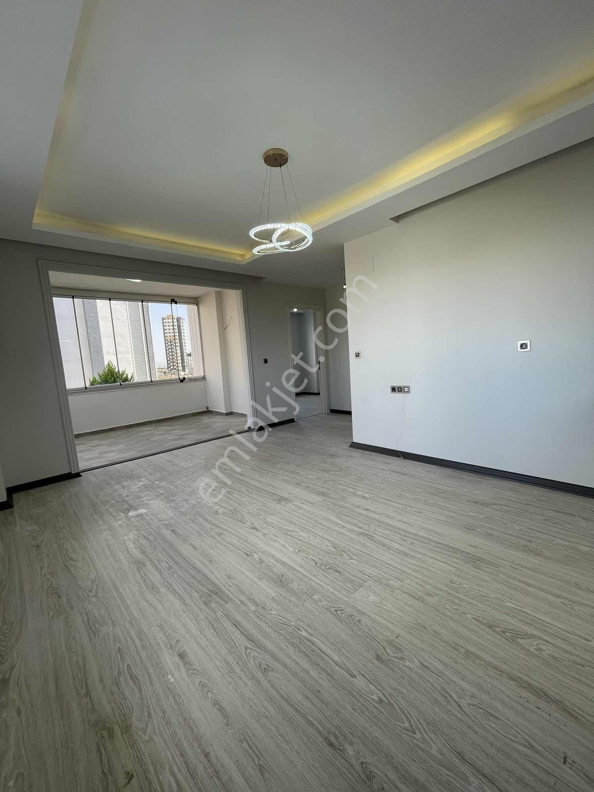 Çarkıparede~1+1~sınırsız~kredi~cam~balkon~3~cepheli~geniş~oturum — fotoğraf 3