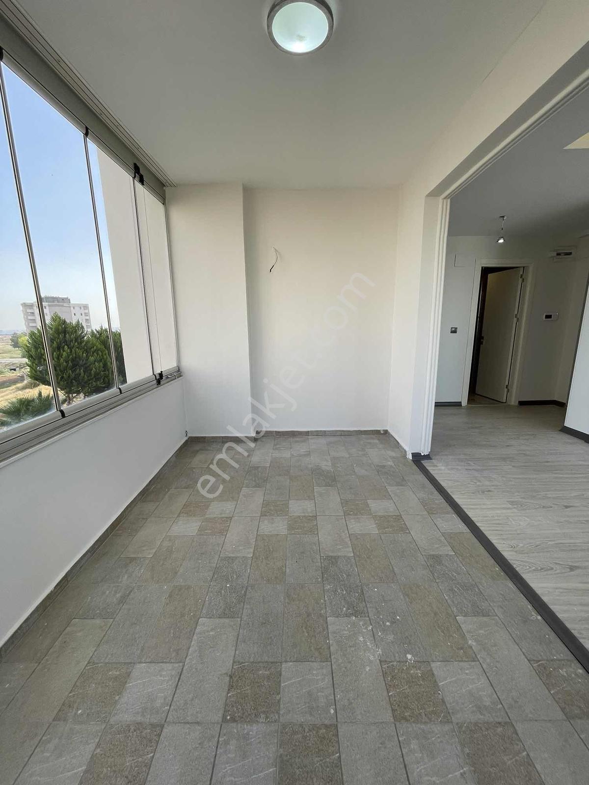 Çarkıparede~1+1~sınırsız~kredi~cam~balkon~3~cepheli~geniş~oturum — fotoğraf 11