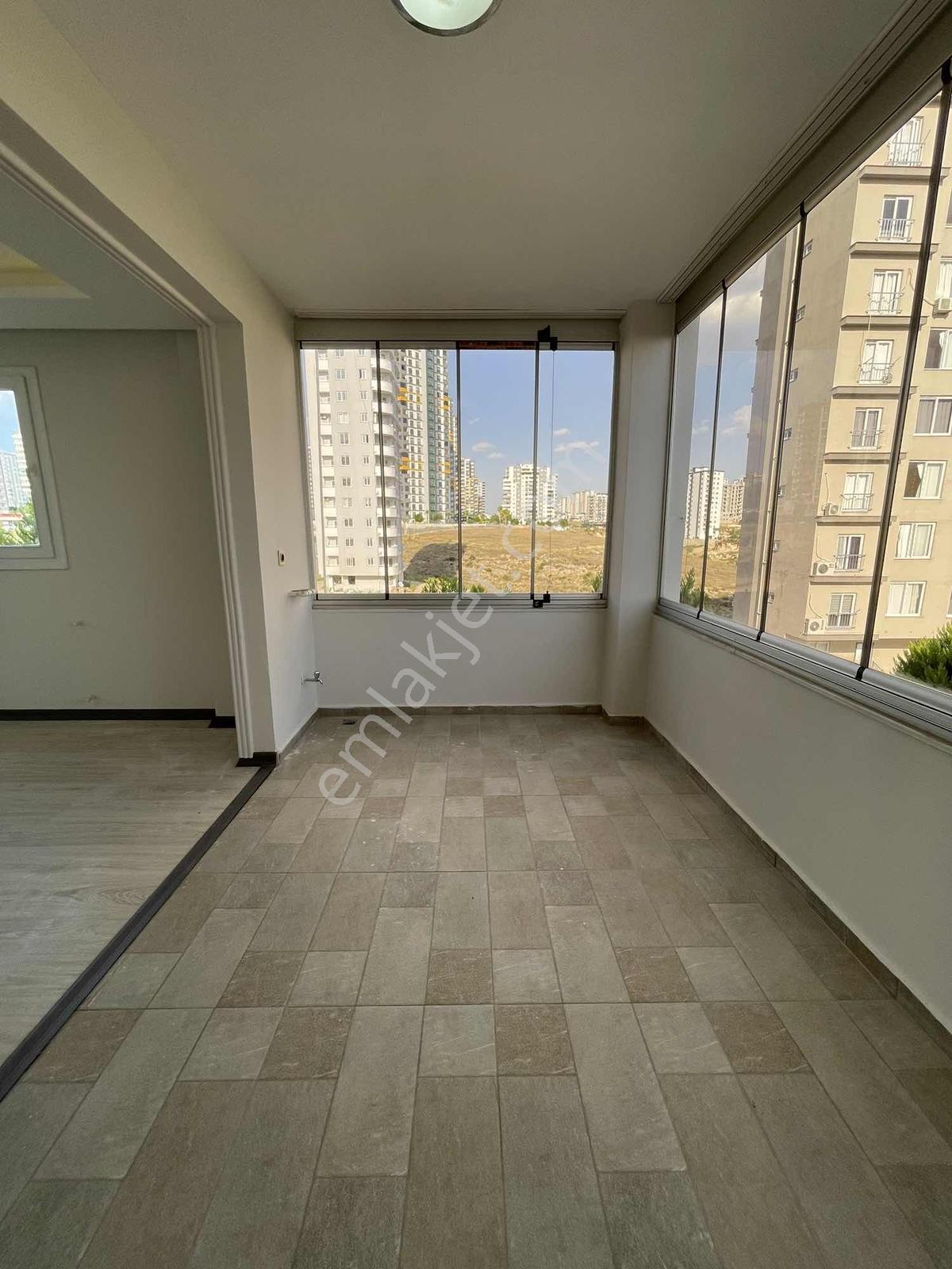 Çarkıparede~1+1~sınırsız~kredi~cam~balkon~3~cepheli~geniş~oturum — fotoğraf 12