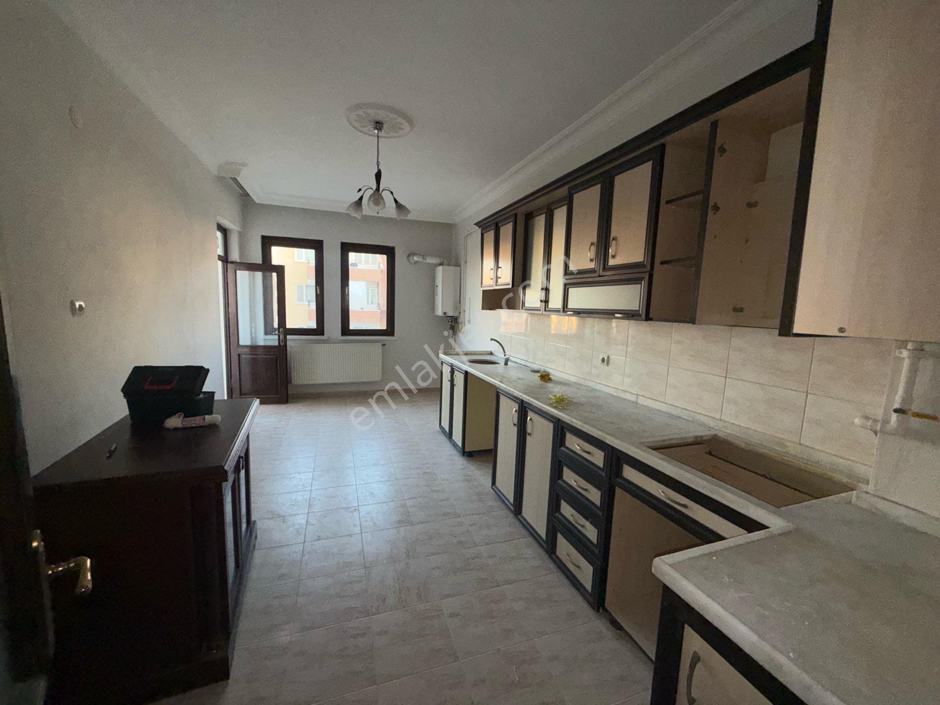 Malatya Yeşilyurt Koyunoğlu 3+1 Geniş Balkonlu Satılık Daire — fotoğraf 16