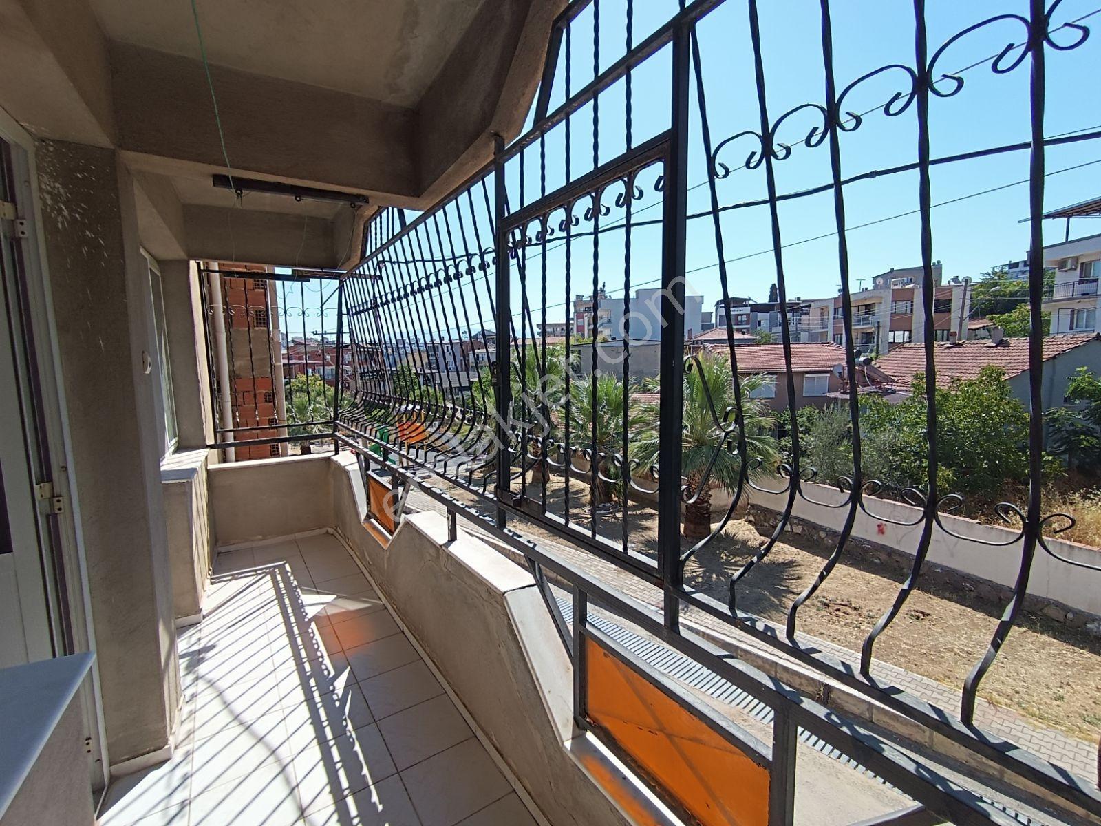 İzmir Bozyaka Umut Mahallesinde Komple Satılık Bina — fotoğraf 11