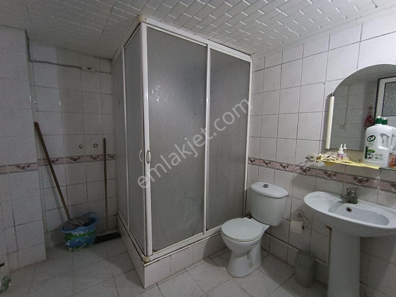 İzmir Bozyaka Umut Mahallesinde Komple Satılık Bina — fotoğraf 20