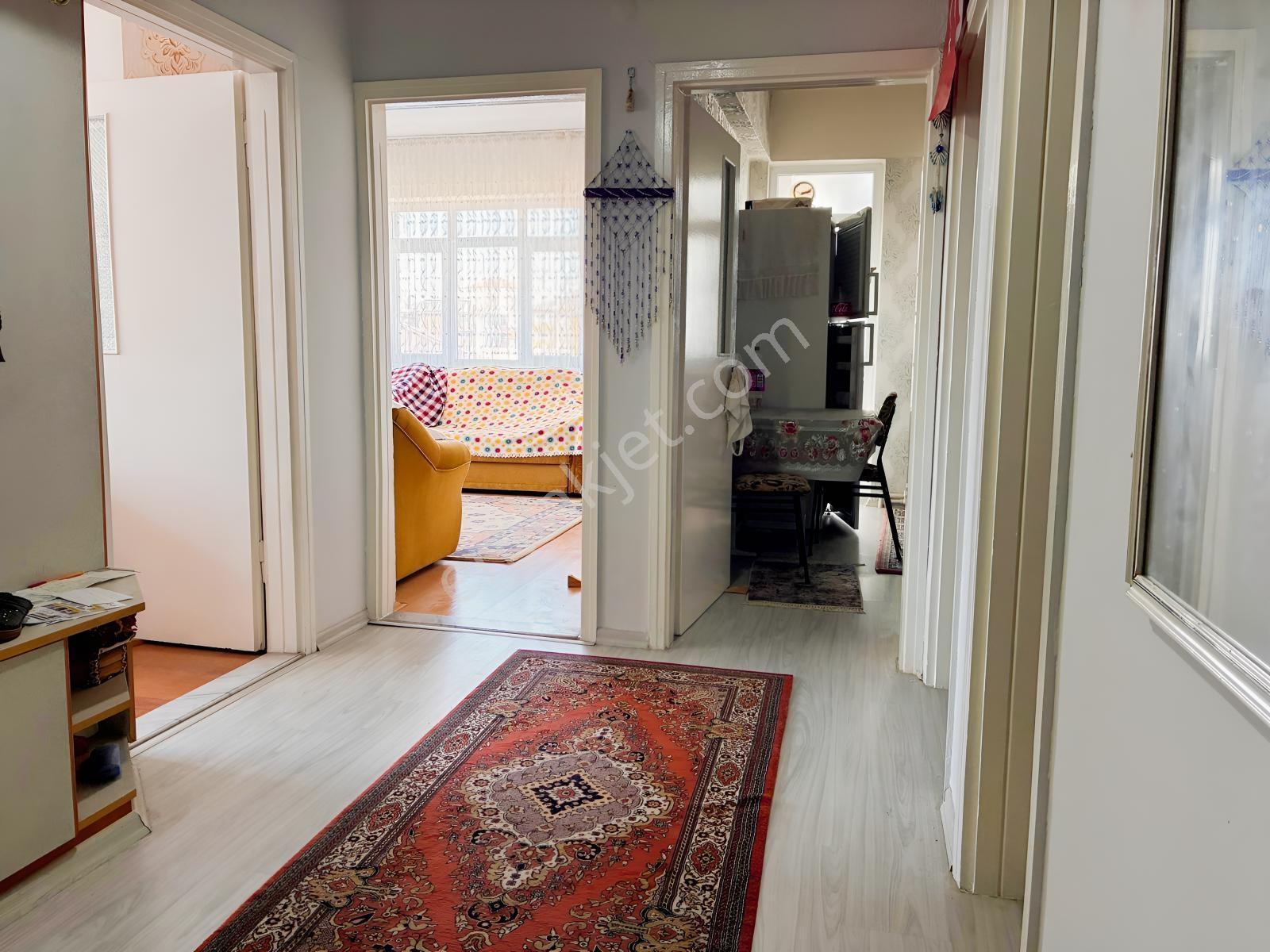 Belsin'de 3+1 Güney Cephe Daire — fotoğraf 15
