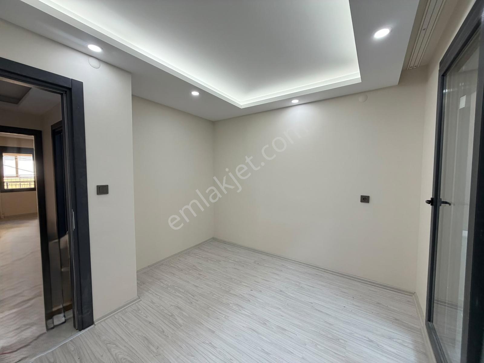 Bahçeli, İki Katlı, İki Ayrı 2+1 Daireli Müstakil Ev — fotoğraf 33