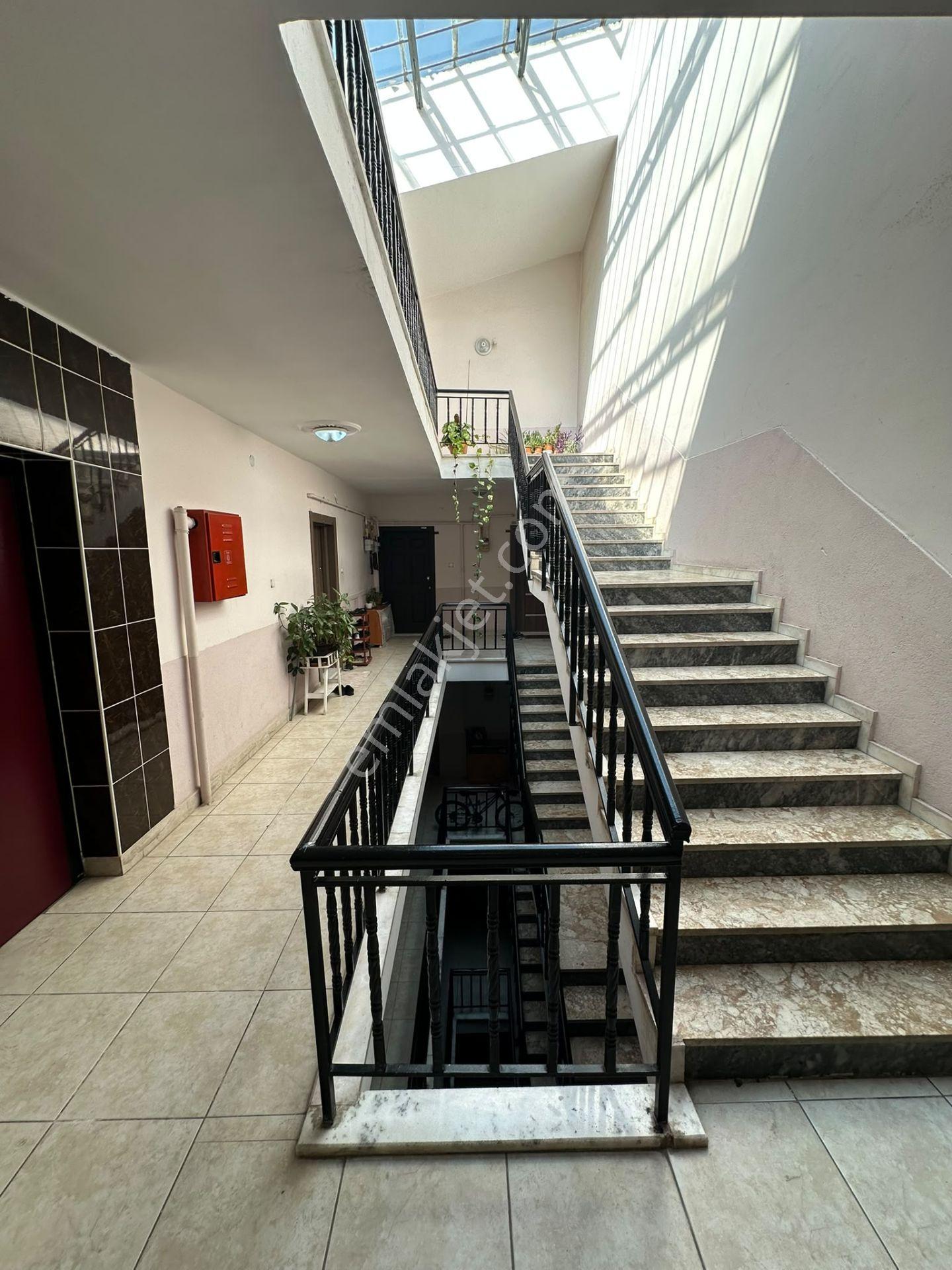 Tek Daire Fiyatına 2 Daire Veriyoruz 4+1/3+1 Satılık Daire — fotoğraf 12