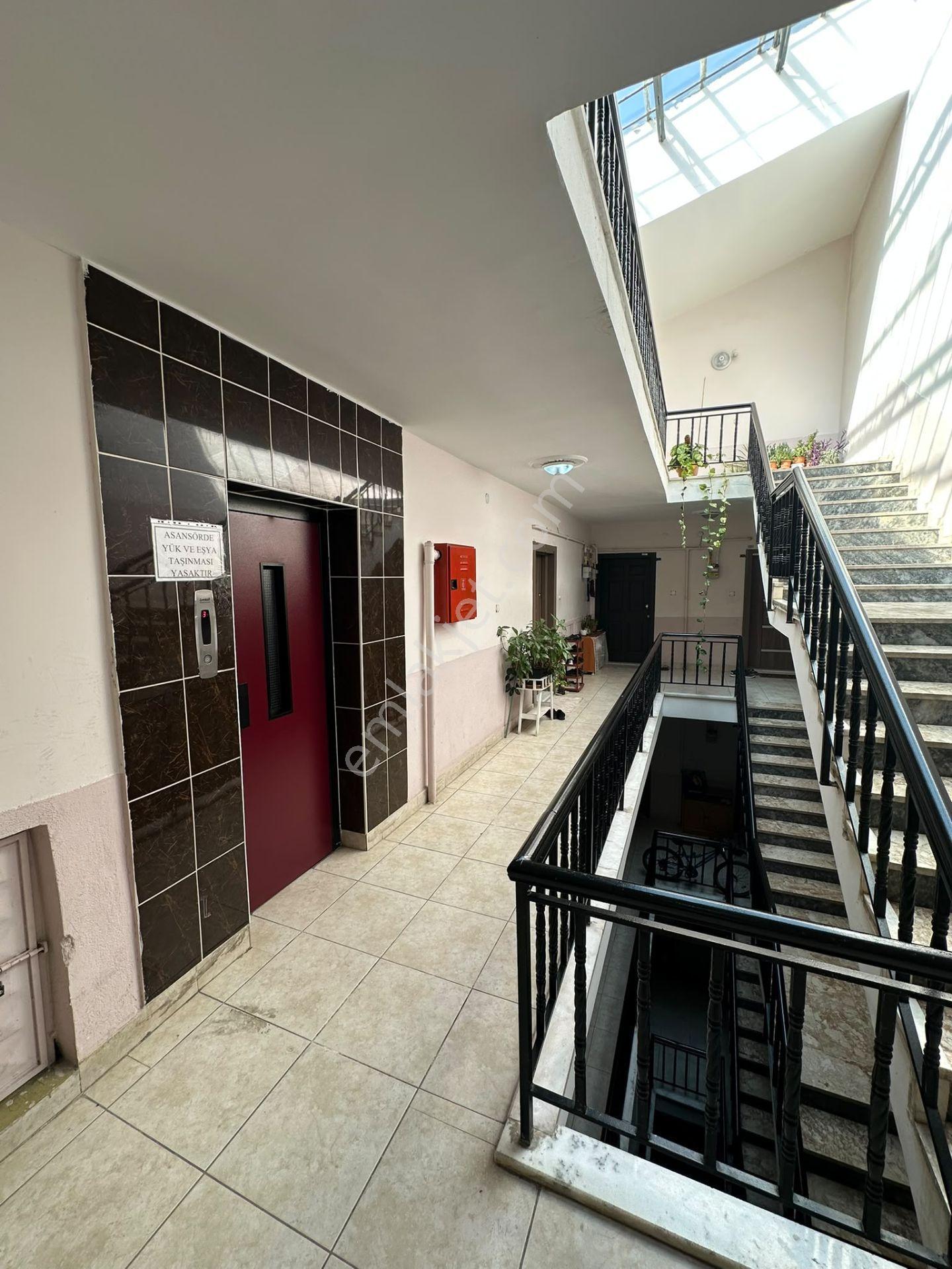 Tek Daire Fiyatına 2 Daire Veriyoruz 4+1/3+1 Satılık Daire — fotoğraf 13