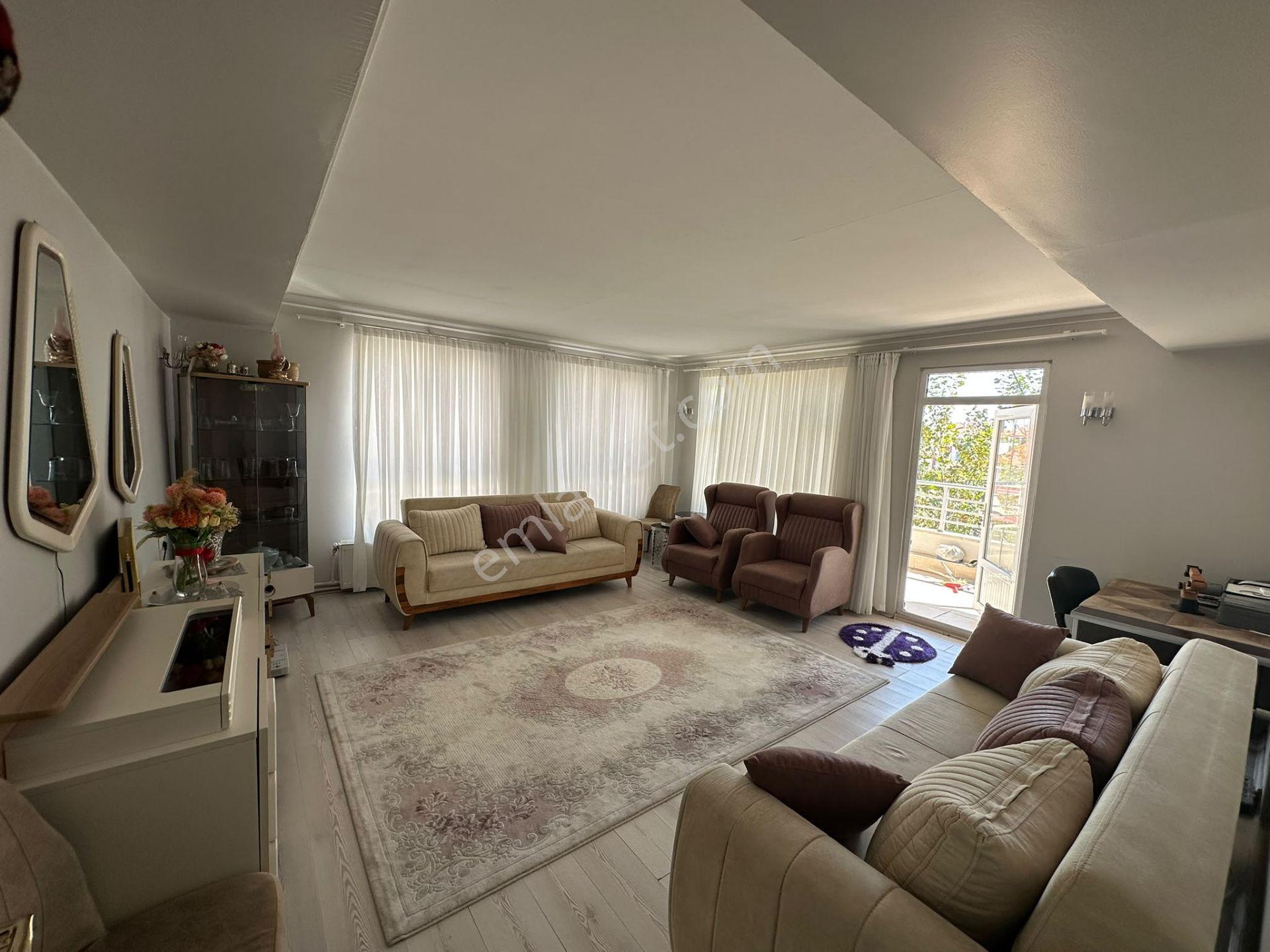 Tek Daire Fiyatına 2 Daire Veriyoruz 4+1/3+1 Satılık Daire — fotoğraf 21