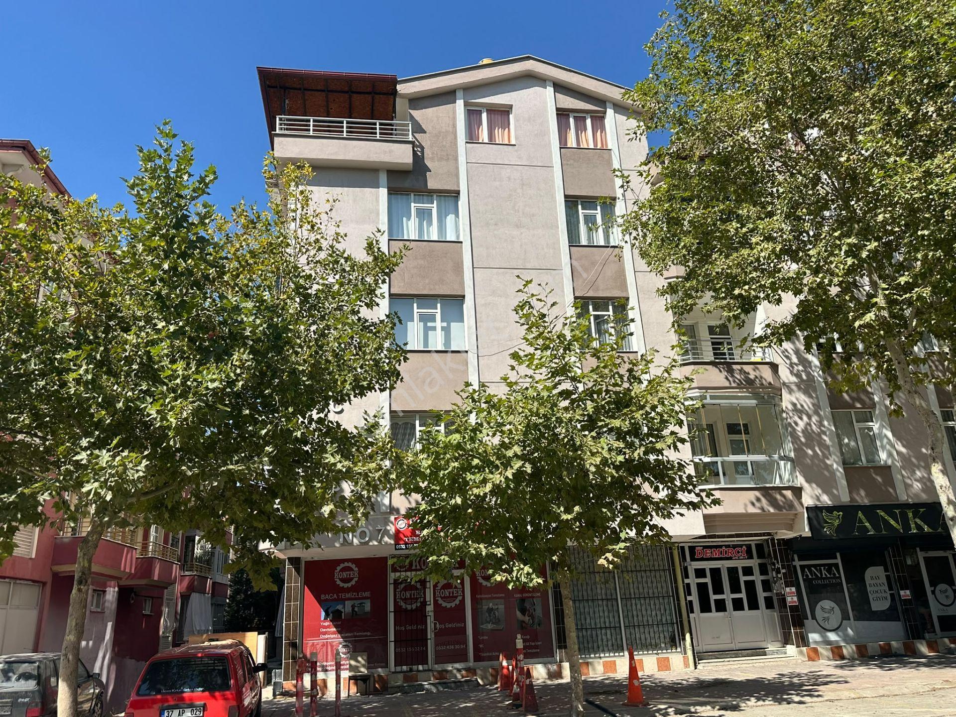 Tek Daire Fiyatına 2 Daire Veriyoruz 4+1/3+1 Satılık Daire — fotoğraf 32