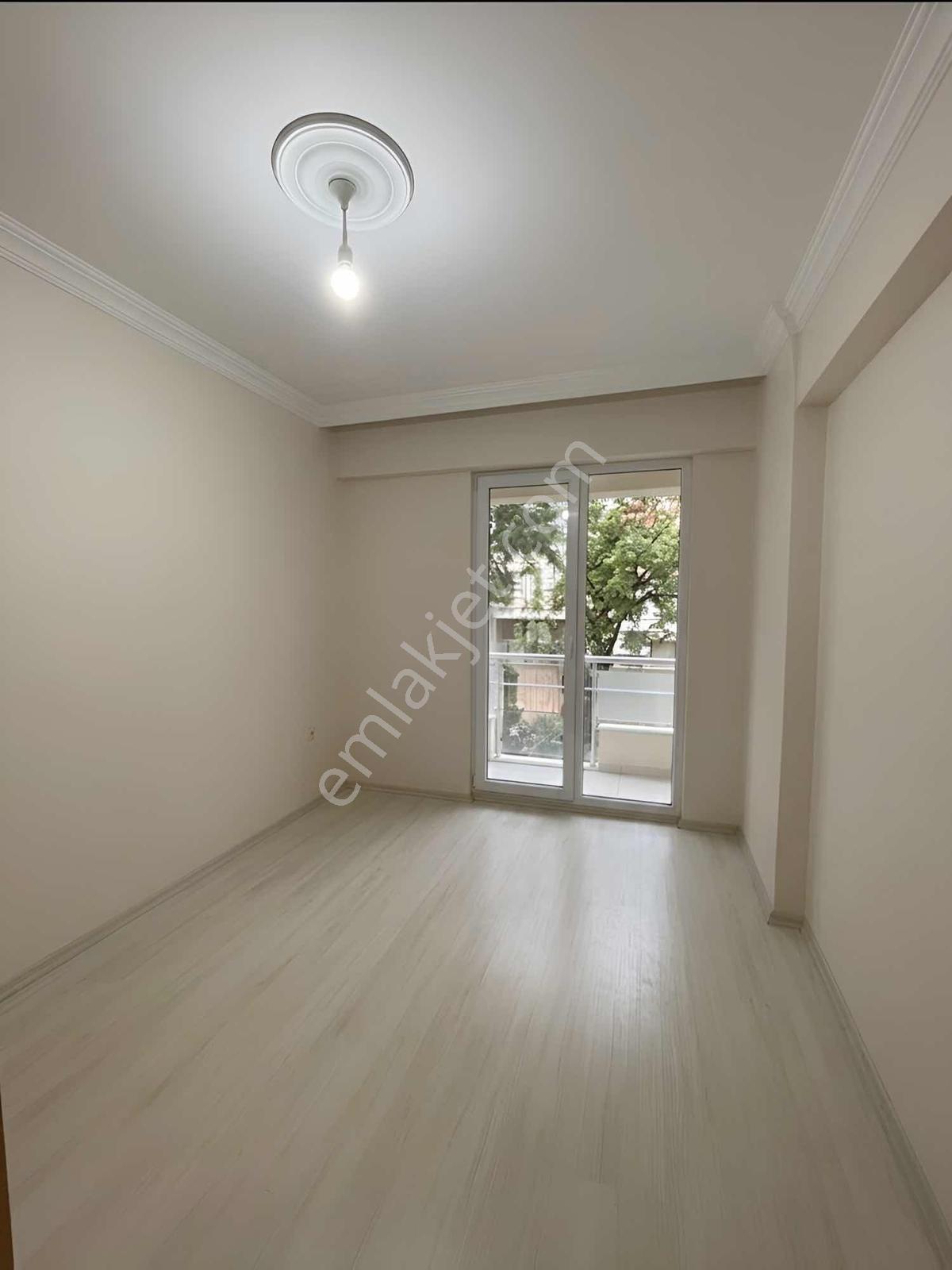 Yalova Merkez İsmetpaşa Mahallesi 2+1 Satılık Daire — fotoğraf 10
