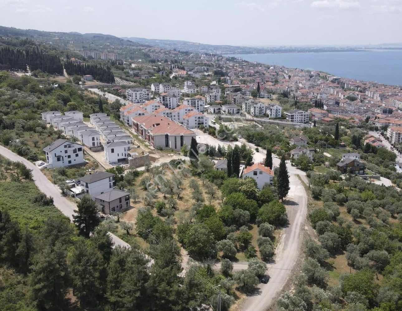 Narmanoğlu`ndan Satılık Villa İmarlı 1 Dönüm Arsa — fotoğraf 2