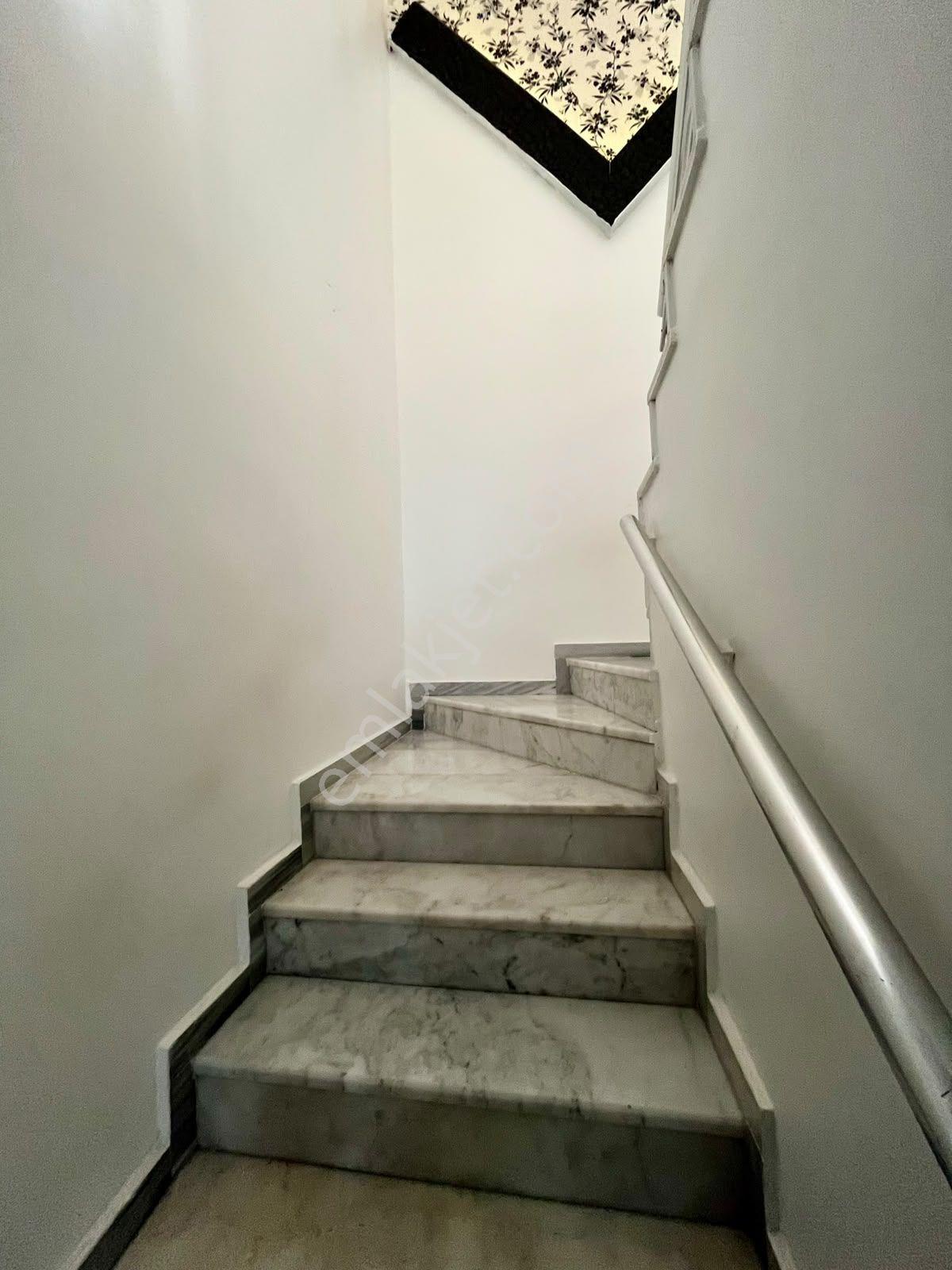 Sülünoğlu Emlak.tan Kaletepe Mah Satılık 6+1 Daire — fotoğraf 16