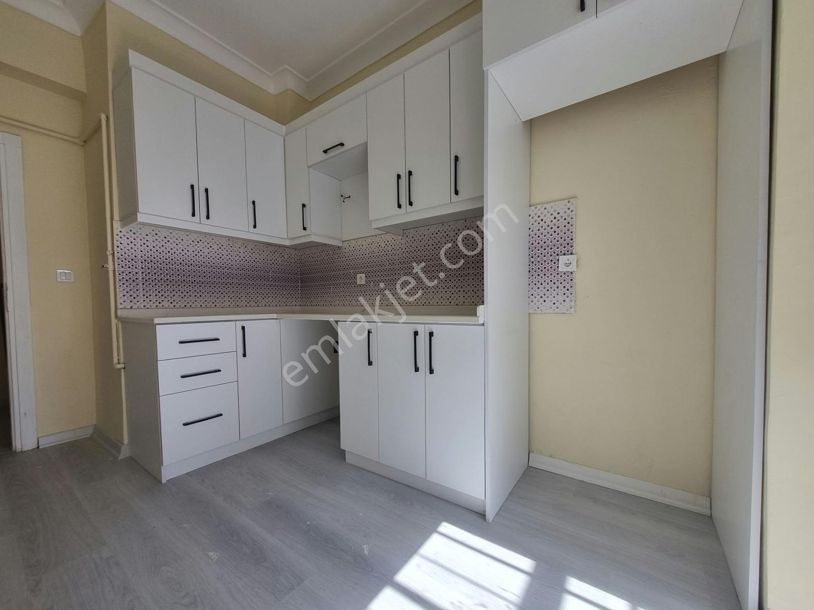 Yükseltepe Perşembe Pazarı Yakını 3+1 Full Yapılı Masrafsız Da. — fotoğraf 3