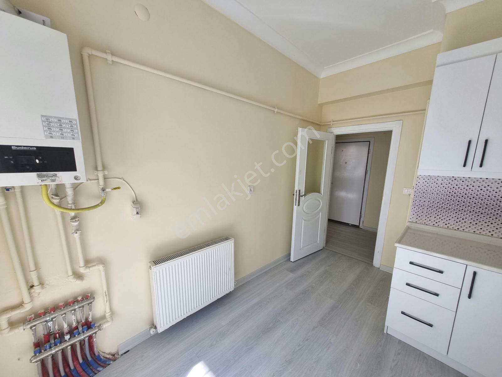 Yükseltepe Perşembe Pazarı Yakını 3+1 Full Yapılı Masrafsız Da. — fotoğraf 4
