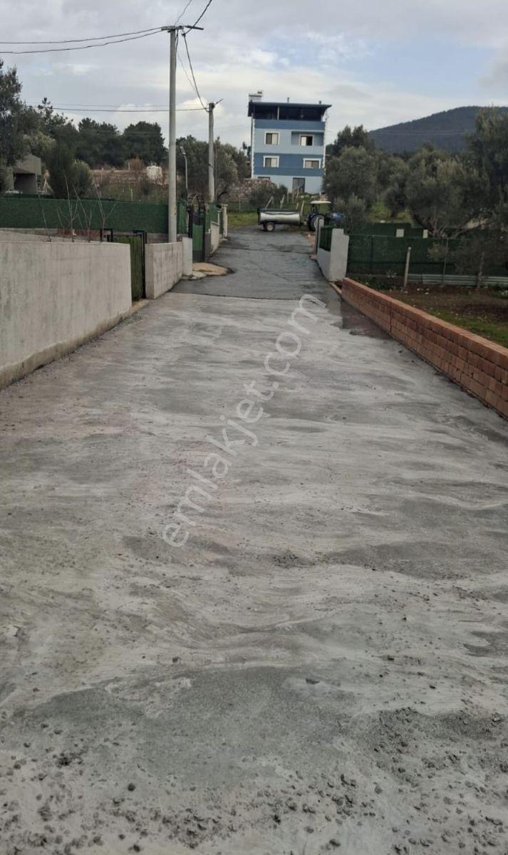Kemalpaşa Ulucak Damlacık Mahallesinde Satılık 700 M² Bahçe — fotoğraf 3