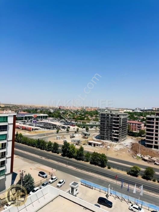 Urfa Yolu Üzerinde Zana Düğün Salonu Civarında Cadde Üzerinde Sa — fotoğraf 21