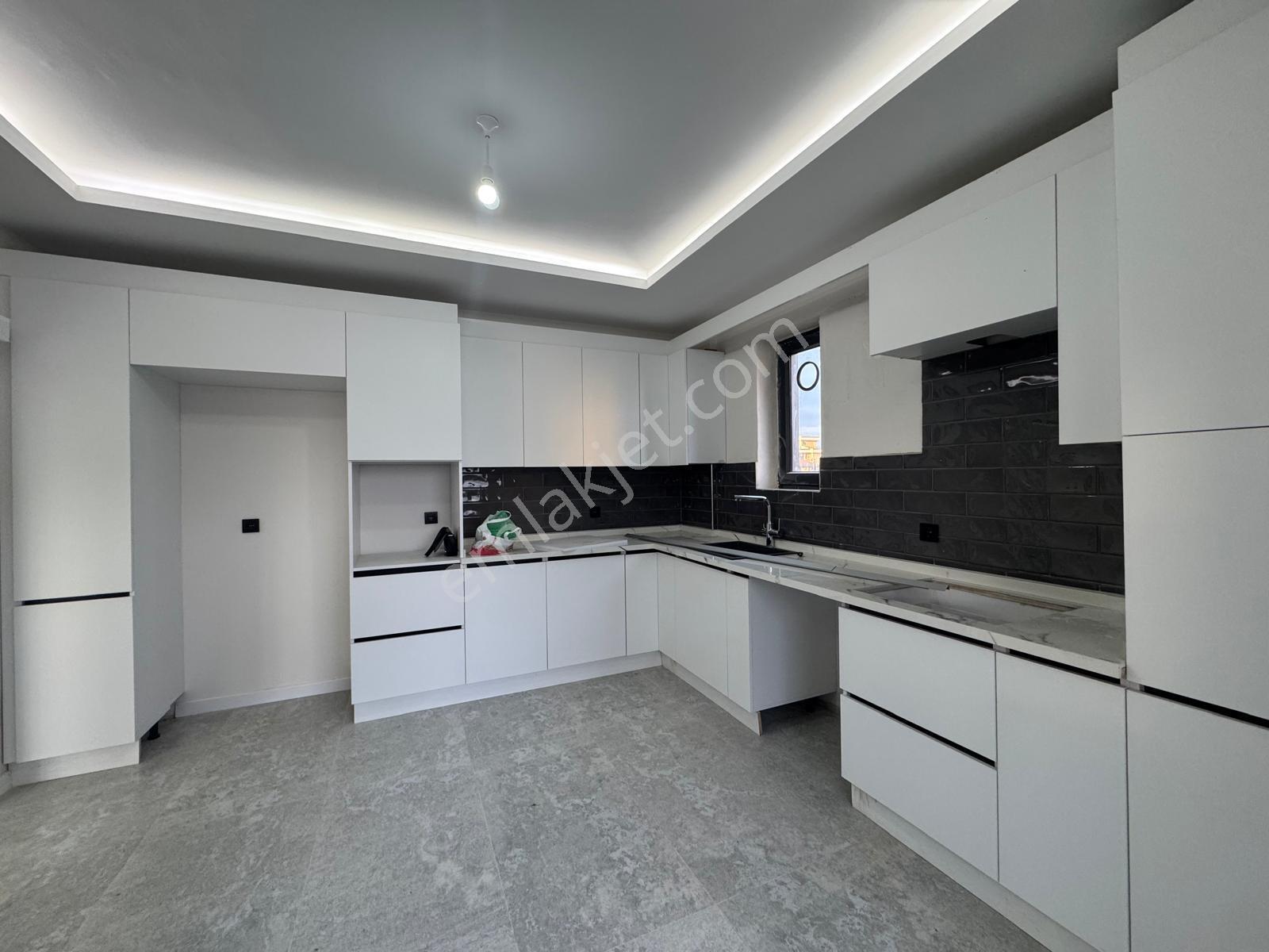Atatürk Mahalles 4+2 Deniz Manzaralı Oturuma Açık İskanlı Villa — fotoğraf 22