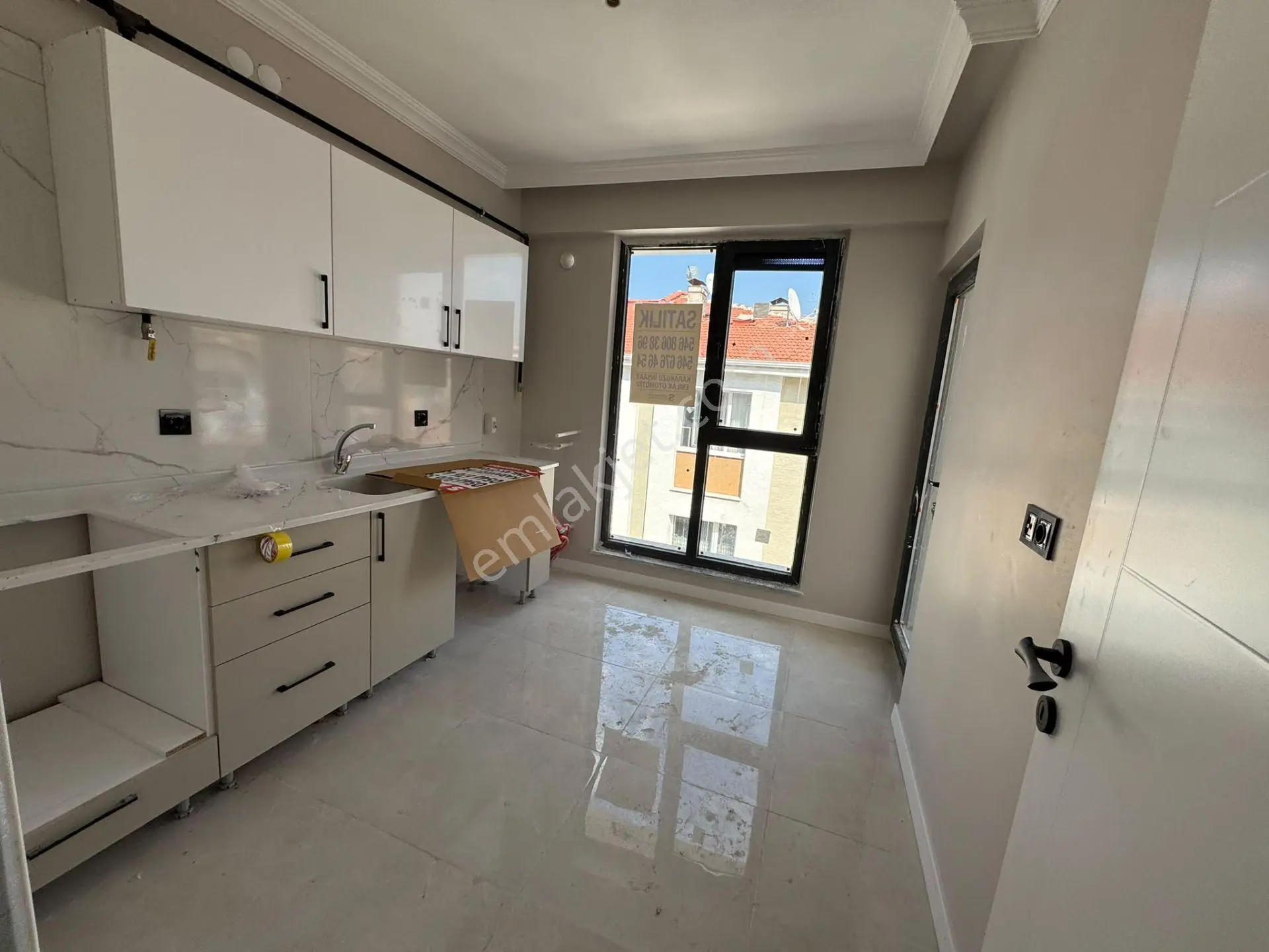 Ertaş Blv Yakını Yerden Isıtmalı Köşe Arakat 2+1 Daire Bk-35 — fotoğraf 5
