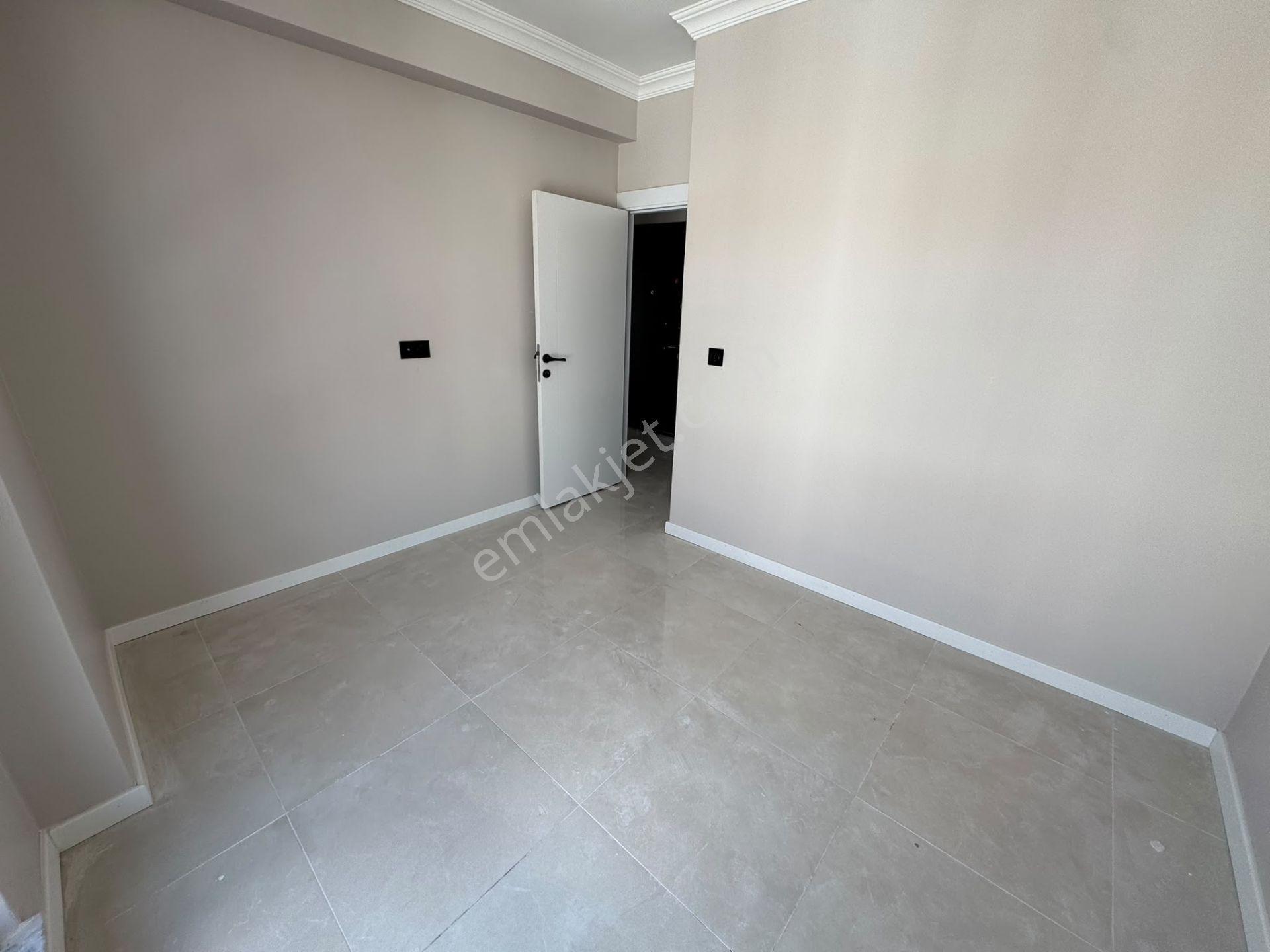 Ertaş Blv Yakını Yerden Isıtmalı Köşe Arakat 2+1 Daire Bk-35 — fotoğraf 12