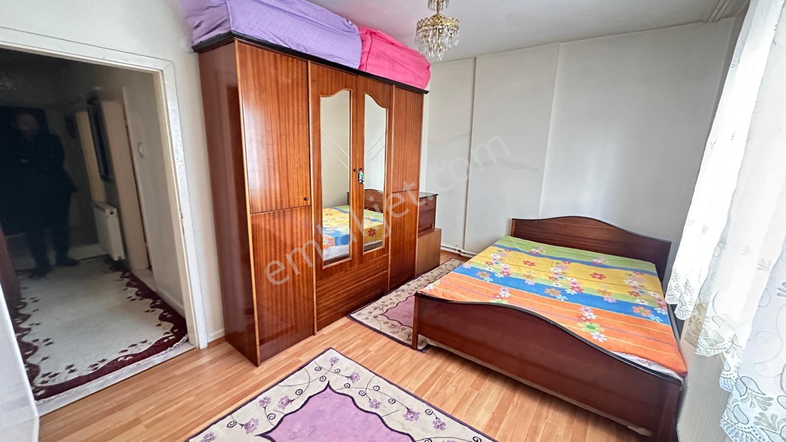 M.çakmak Mah.3+1 Ara Katta Bağımsız Ara Katta Trene Yakın Daire — fotoğraf 10