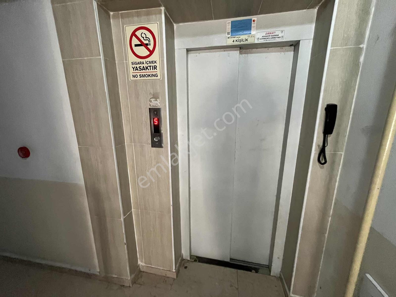 Anadolu Hastanesi Nin Yanında Satılık 3+1 Geniş Daire — fotoğraf 12