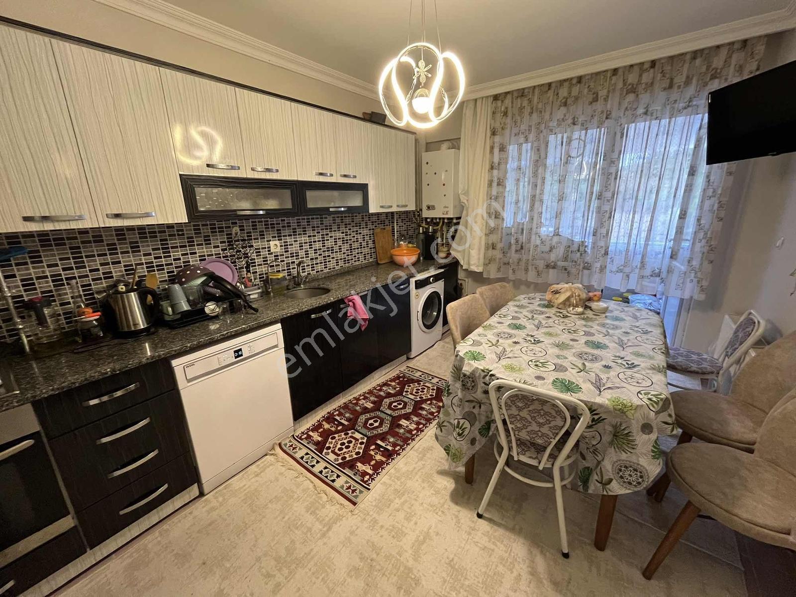 Anadolu Hastanesi Nin Yanında Satılık 3+1 Geniş Daire — fotoğraf 18