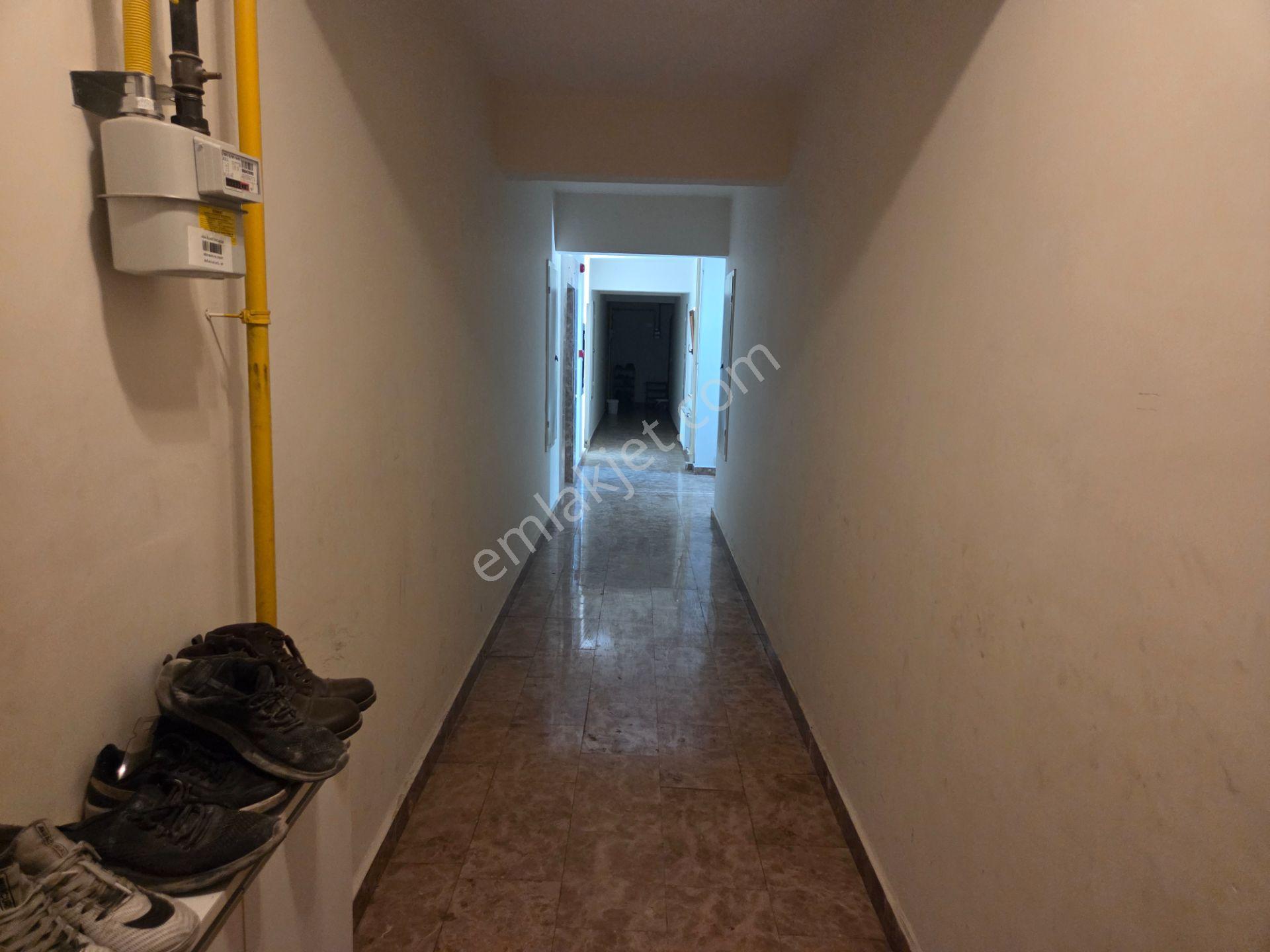 Doğukan Real Estate | Seksenler Sokağı Çaprazı | Ara Kat Geniş Balkonlu Satılık Daire — fotoğraf 23