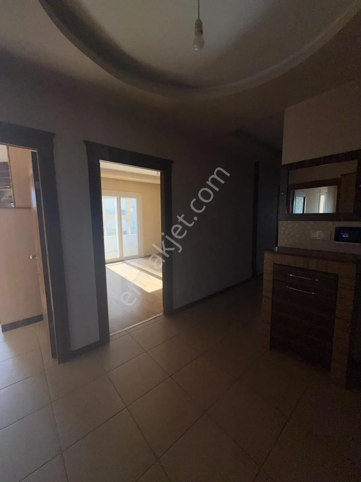 Mezitlinin Kalbi Olan Zeytinli Caddede 3+1 — fotoğraf 6