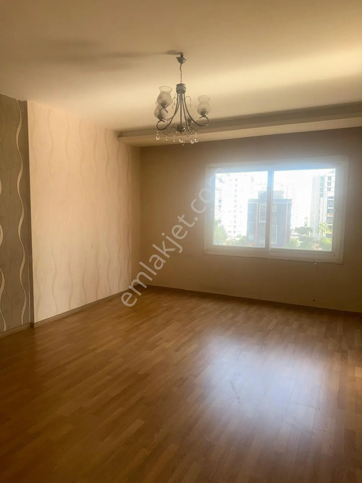 Mezitlinin Kalbi Olan Zeytinli Caddede 3+1 — fotoğraf 7