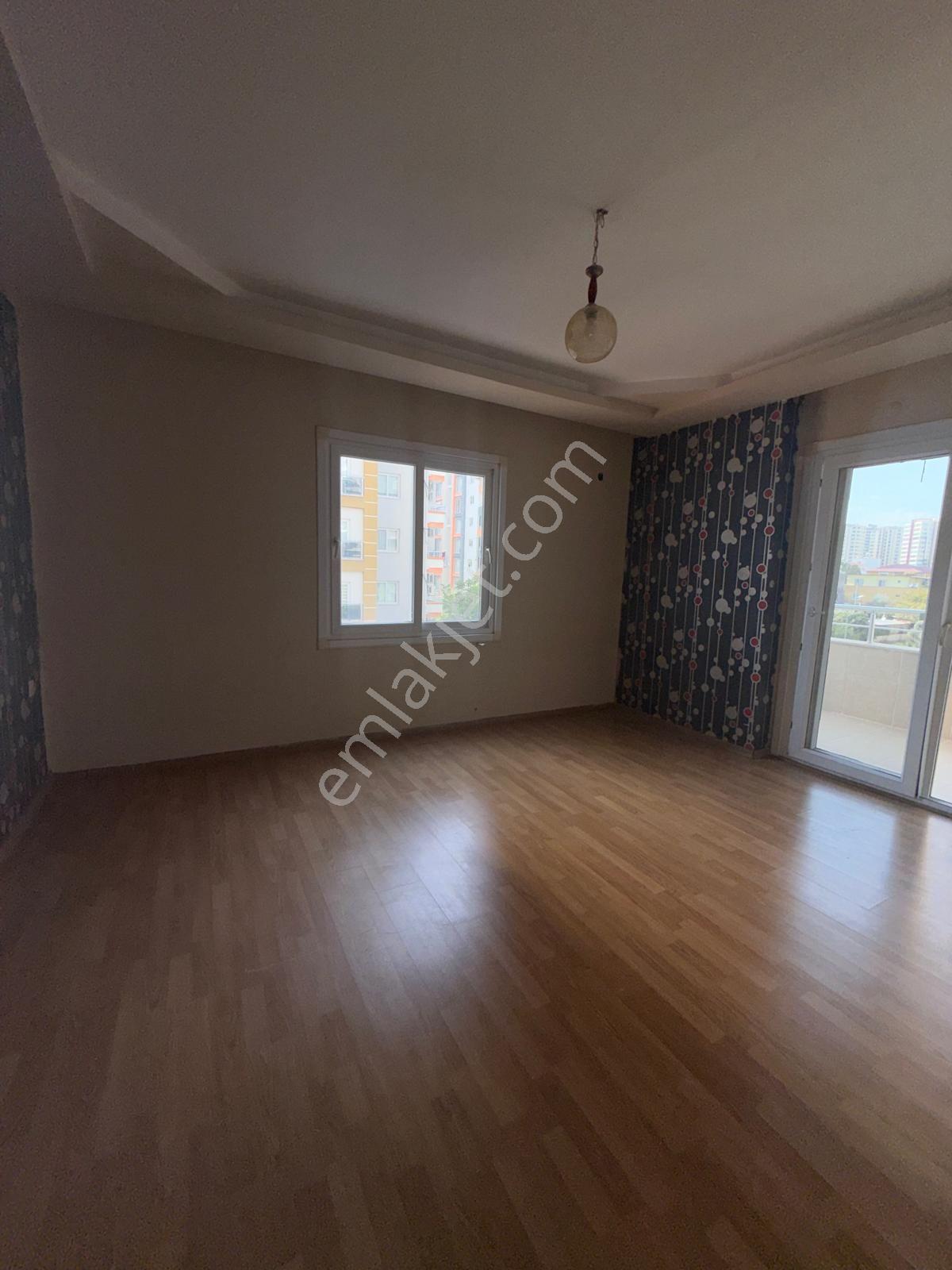 Mezitlinin Kalbi Olan Zeytinli Caddede 3+1 — fotoğraf 16