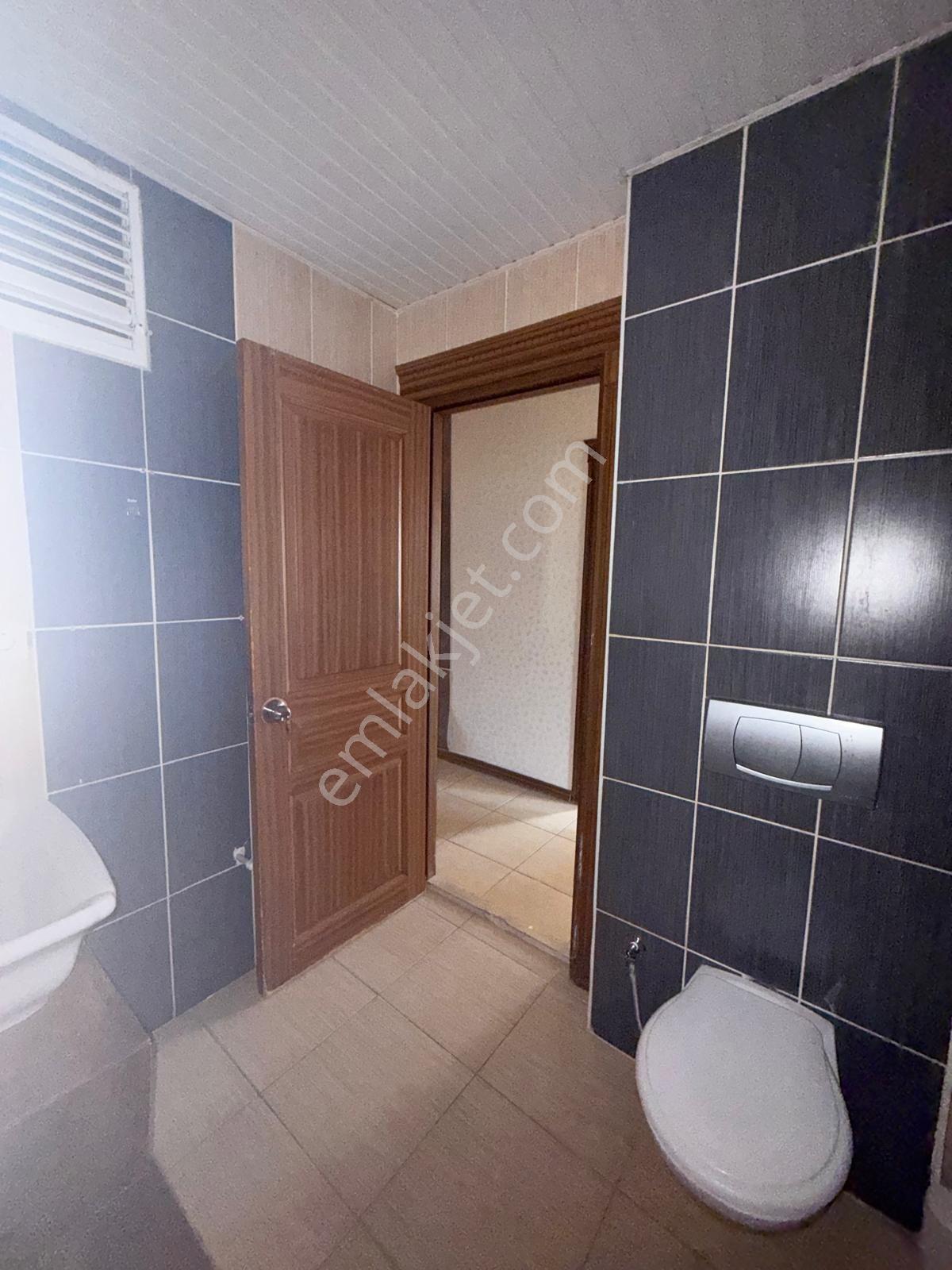 Mezitlinin Kalbi Olan Zeytinli Caddede 3+1 — fotoğraf 28