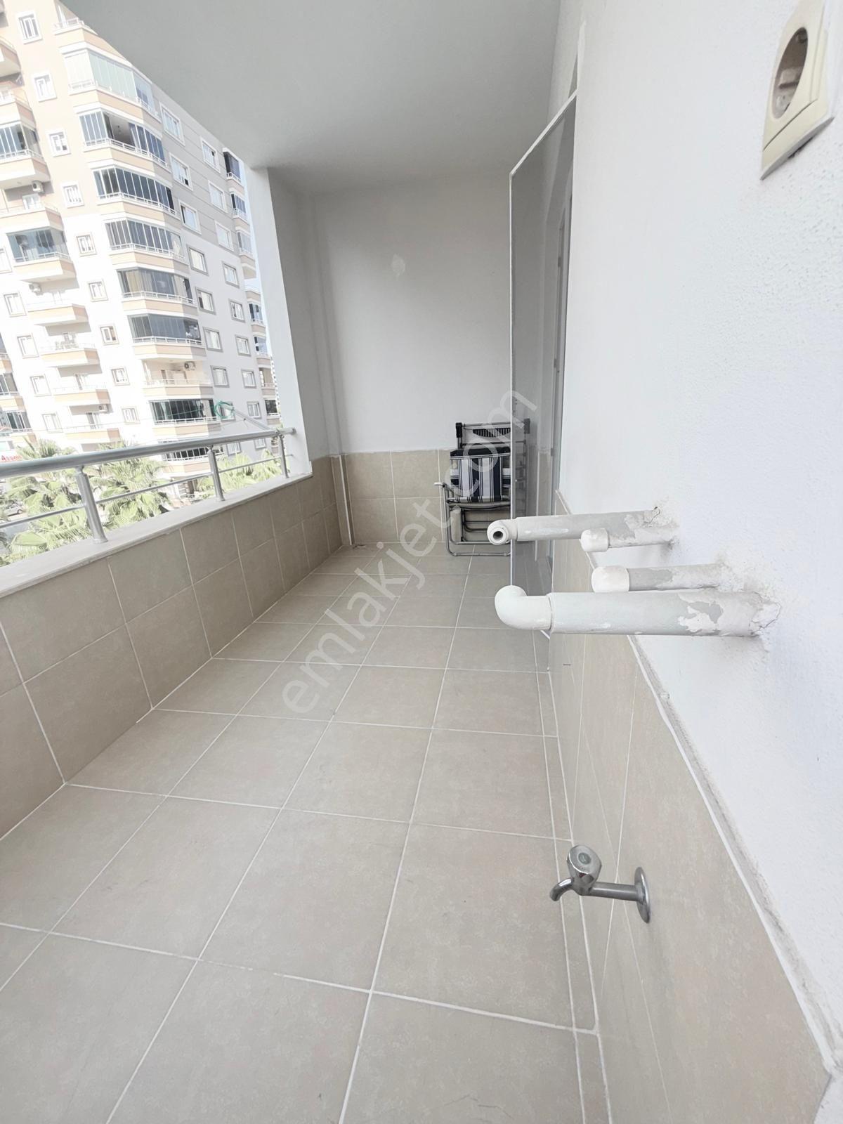 Mezitlinin Kalbi Olan Zeytinli Caddede 3+1 — fotoğraf 30