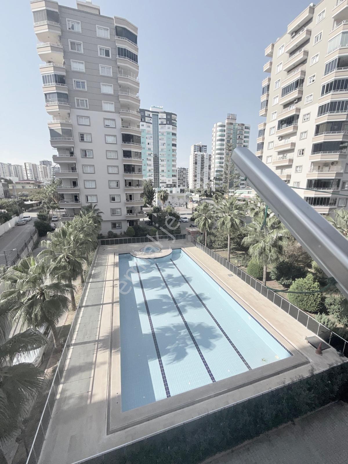 Mezitlinin Kalbi Olan Zeytinli Caddede 3+1 — fotoğraf 35