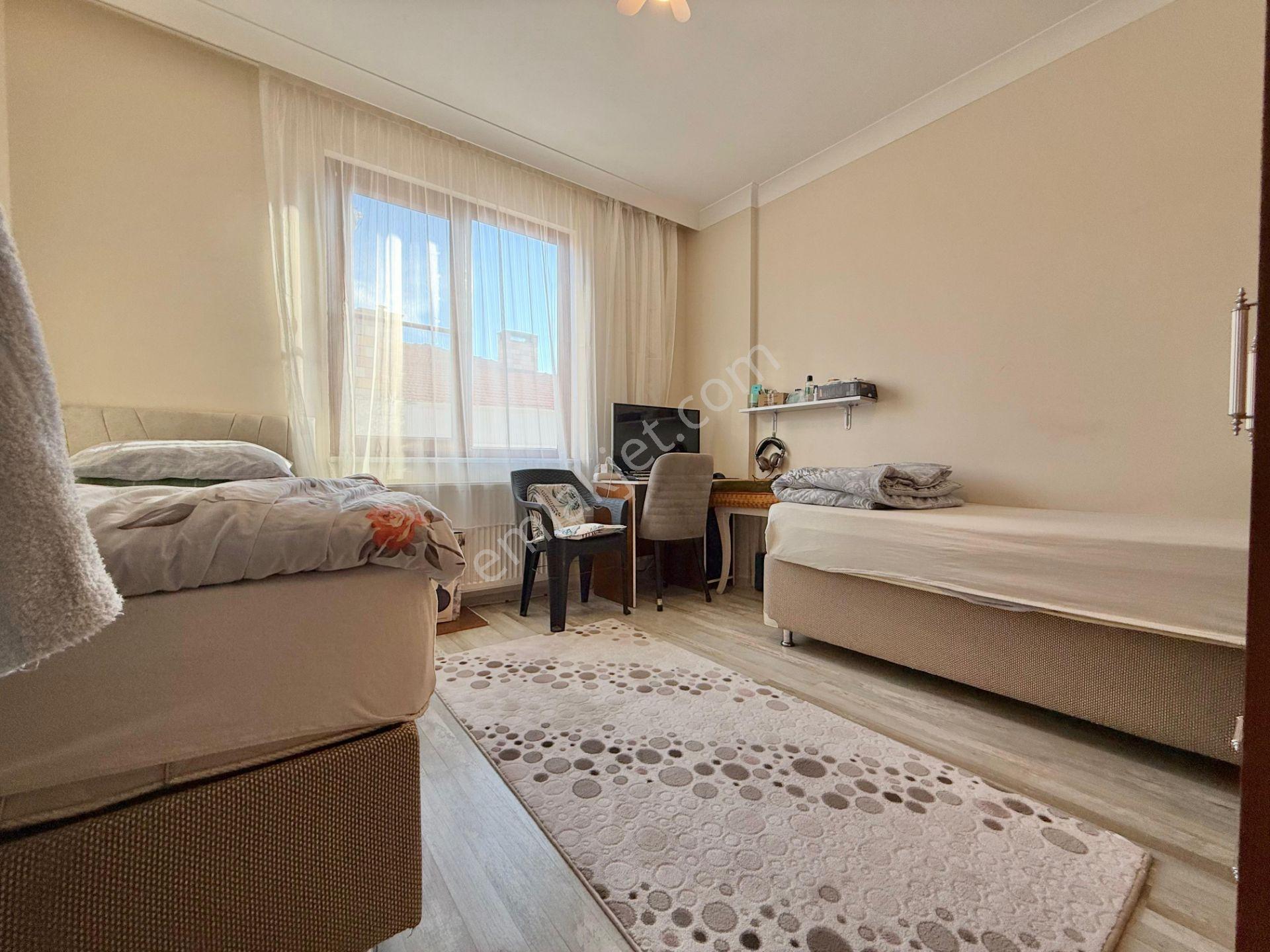 ▀jet Emlaktan Altınkumda Ön Cephe Arakat Ayrı Mutfaklı 2+1 Daire — fotoğraf 19