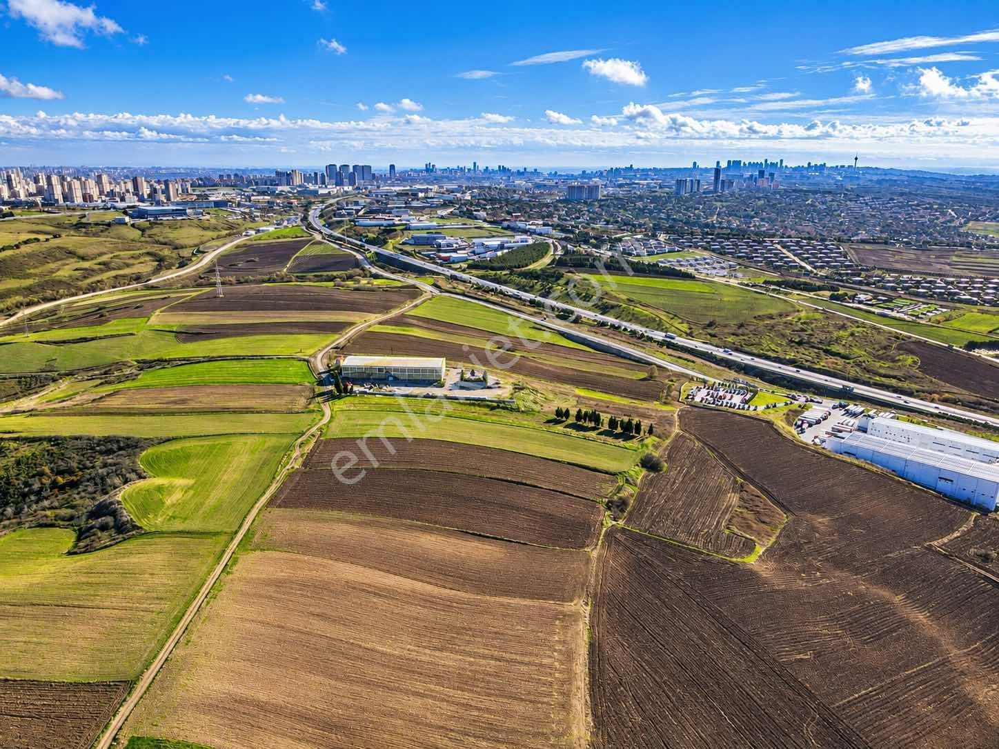 Büyükçekmece Karaağaçta Tem'e Komşu 6.068 M² Ticari İmarlı Arsa — fotoğraf 7