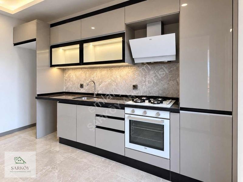 Atatürk Mahallesi- Satılık Lüx 2+1 Havuzlu Prestijli Site İçinde — fotoğraf 2