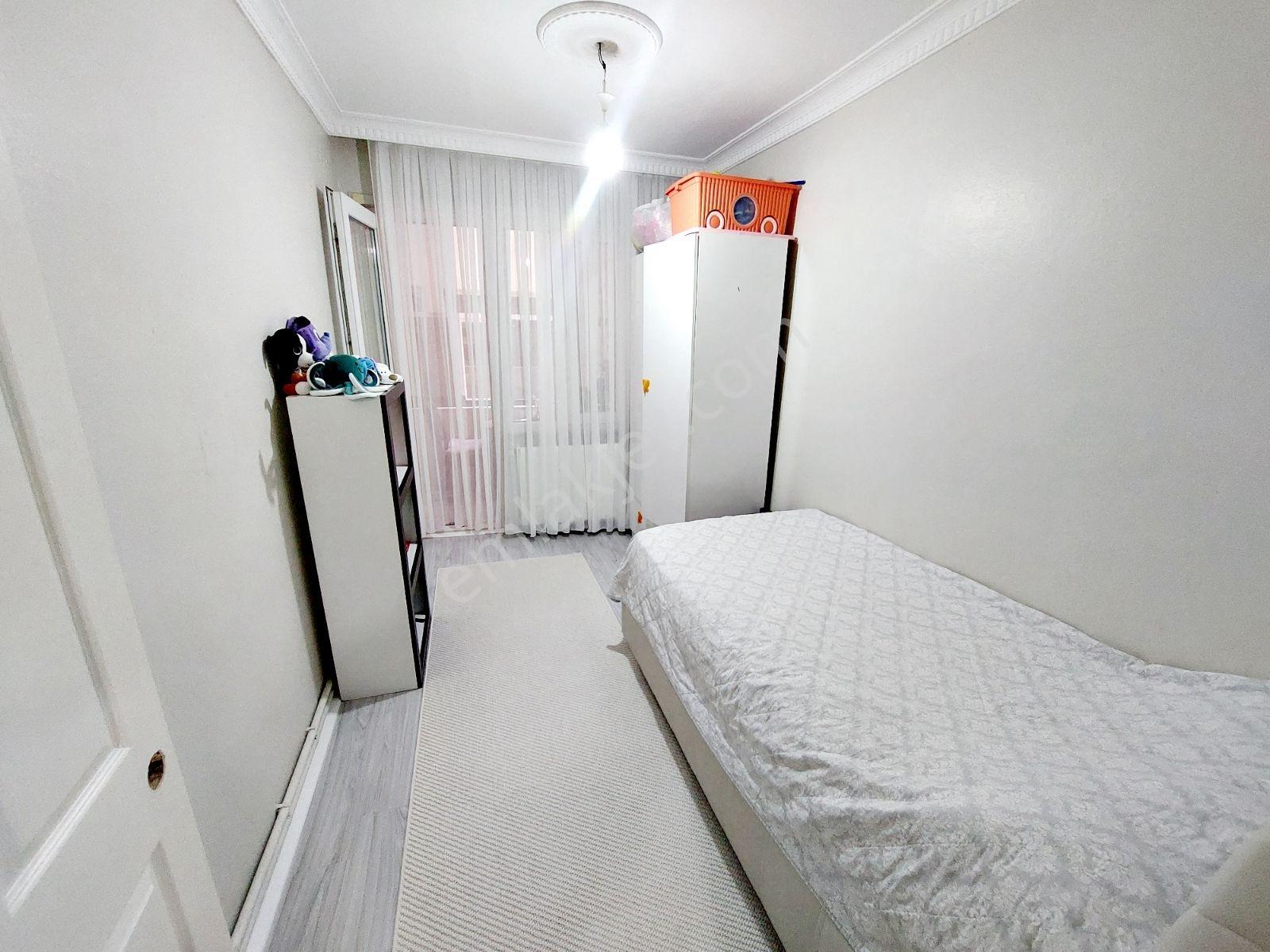 Türkmen Emlak'tan Satılık 2+1 Balkonlu Giriş Altı Daire — fotoğraf 8
